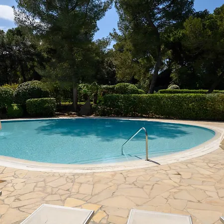 Apartment Le De Giens Hyeres